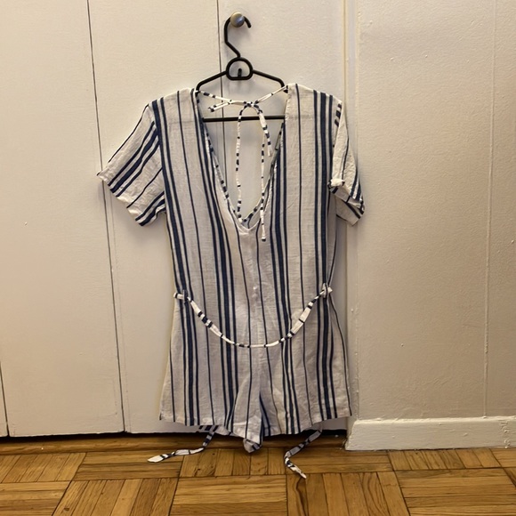 Beach / pool coverup/ romper - Picture 3 of 3